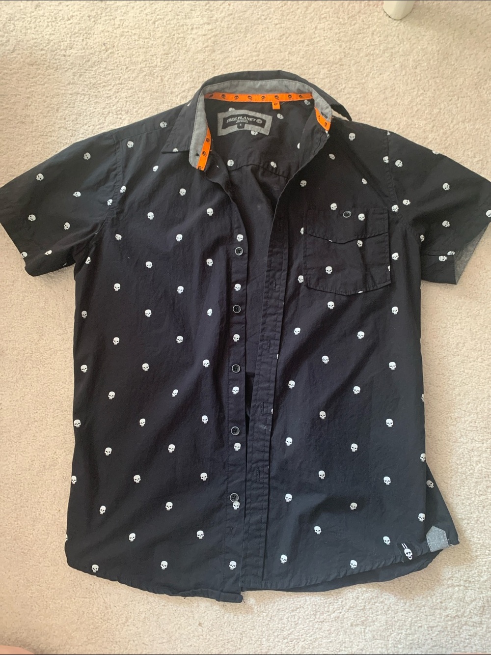 Free Planet Black Short-Sleeve Button-Down with White Skull Print